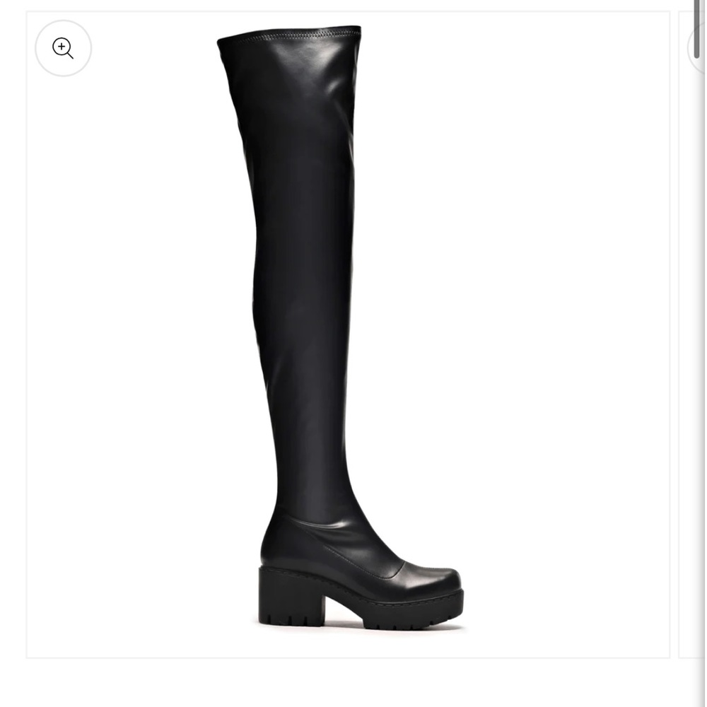 THE BALANCED UNIFLEX PLUS SIZE THIGH HIGH BOOTS